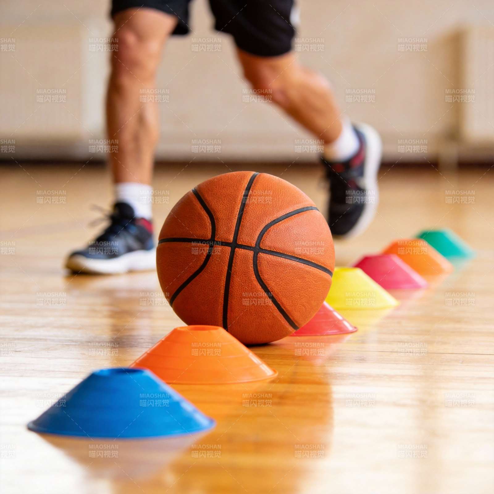 篮球训练场景图片