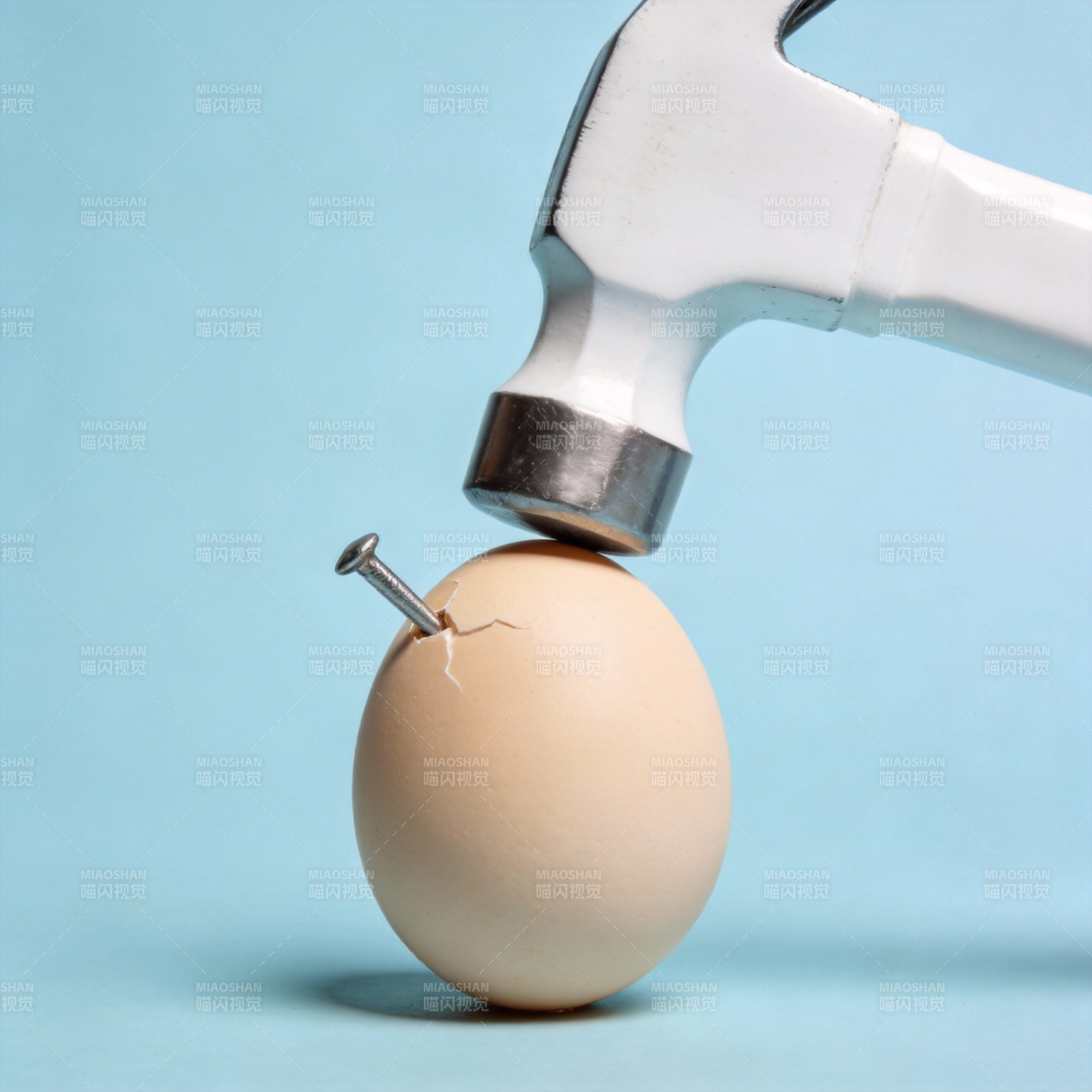 锤击蛋壳钉图片