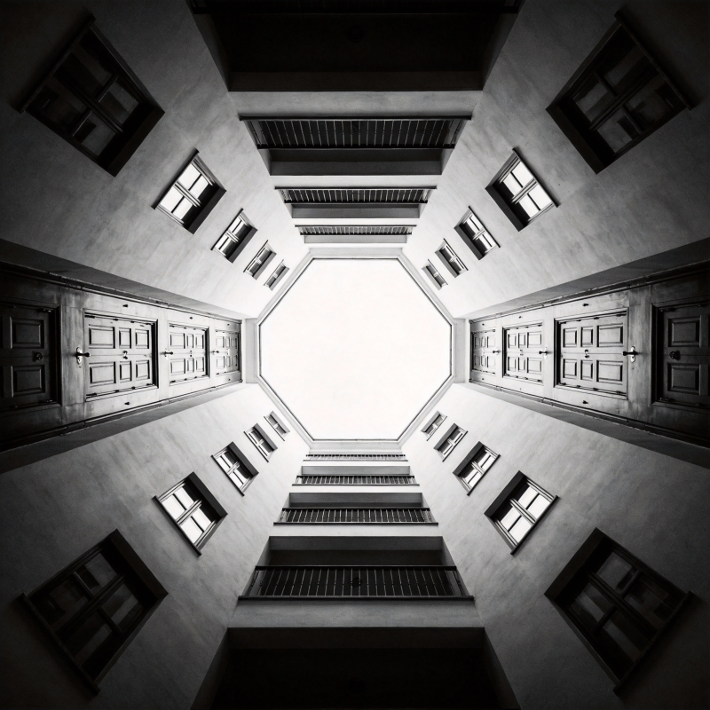 仰望天井的几何之美图片