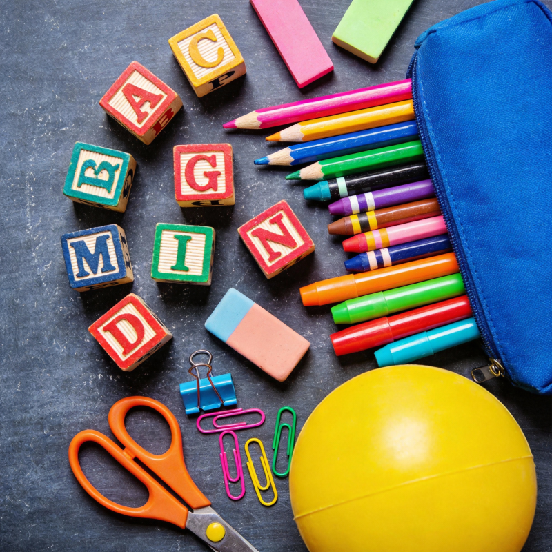 彩色学习用品图片