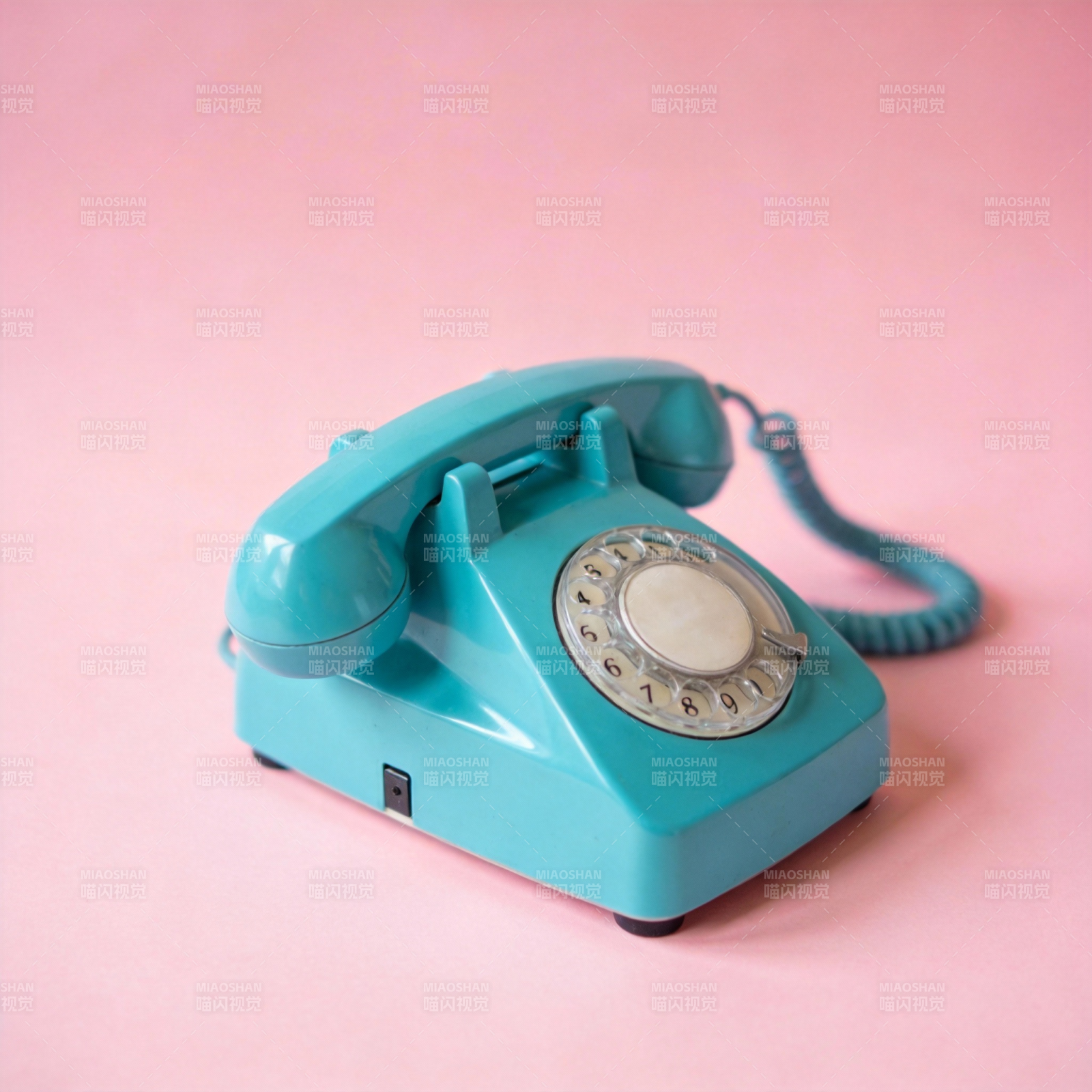 复古蓝电话图片