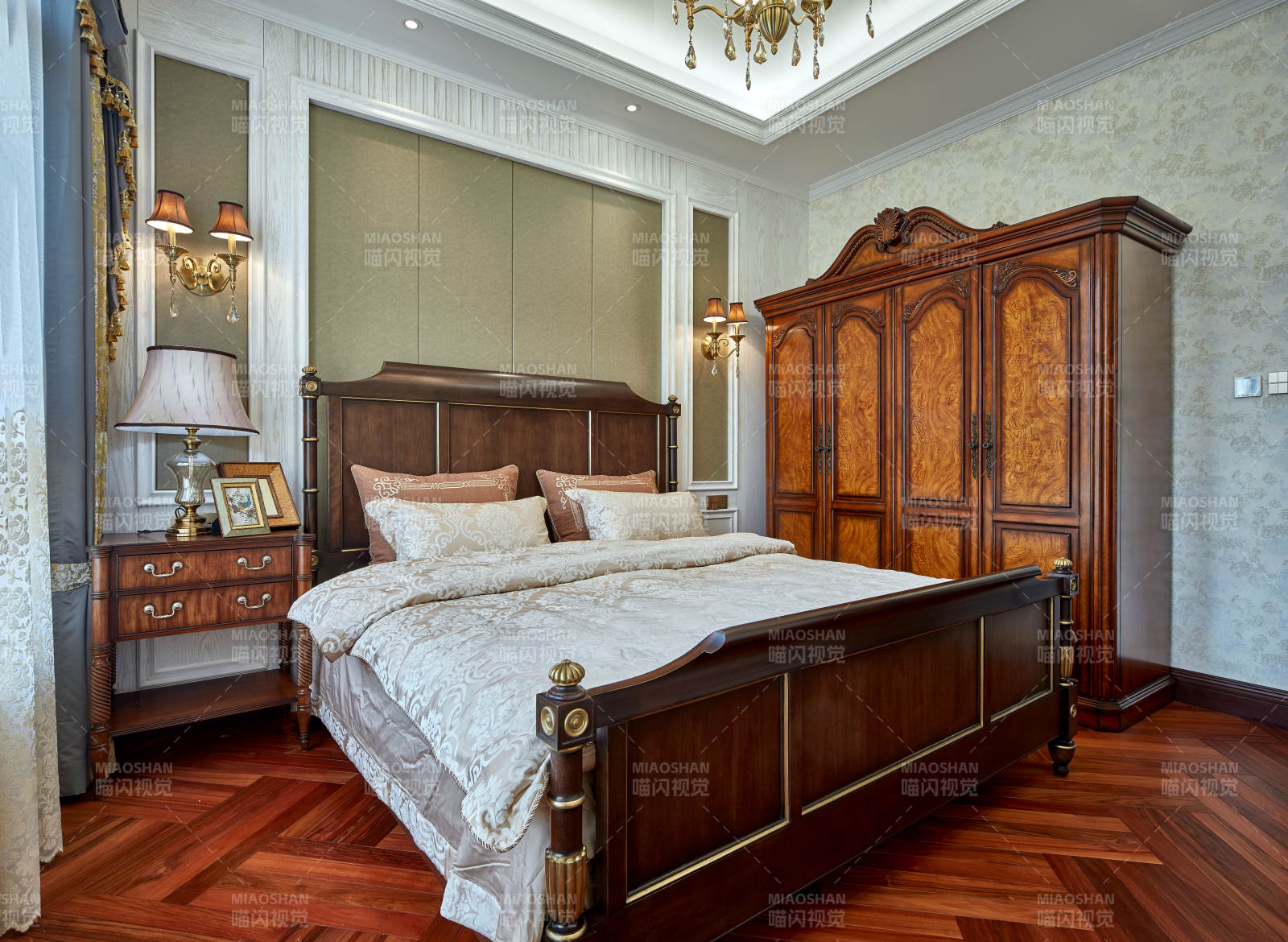 古典卧室雅致布置图片
