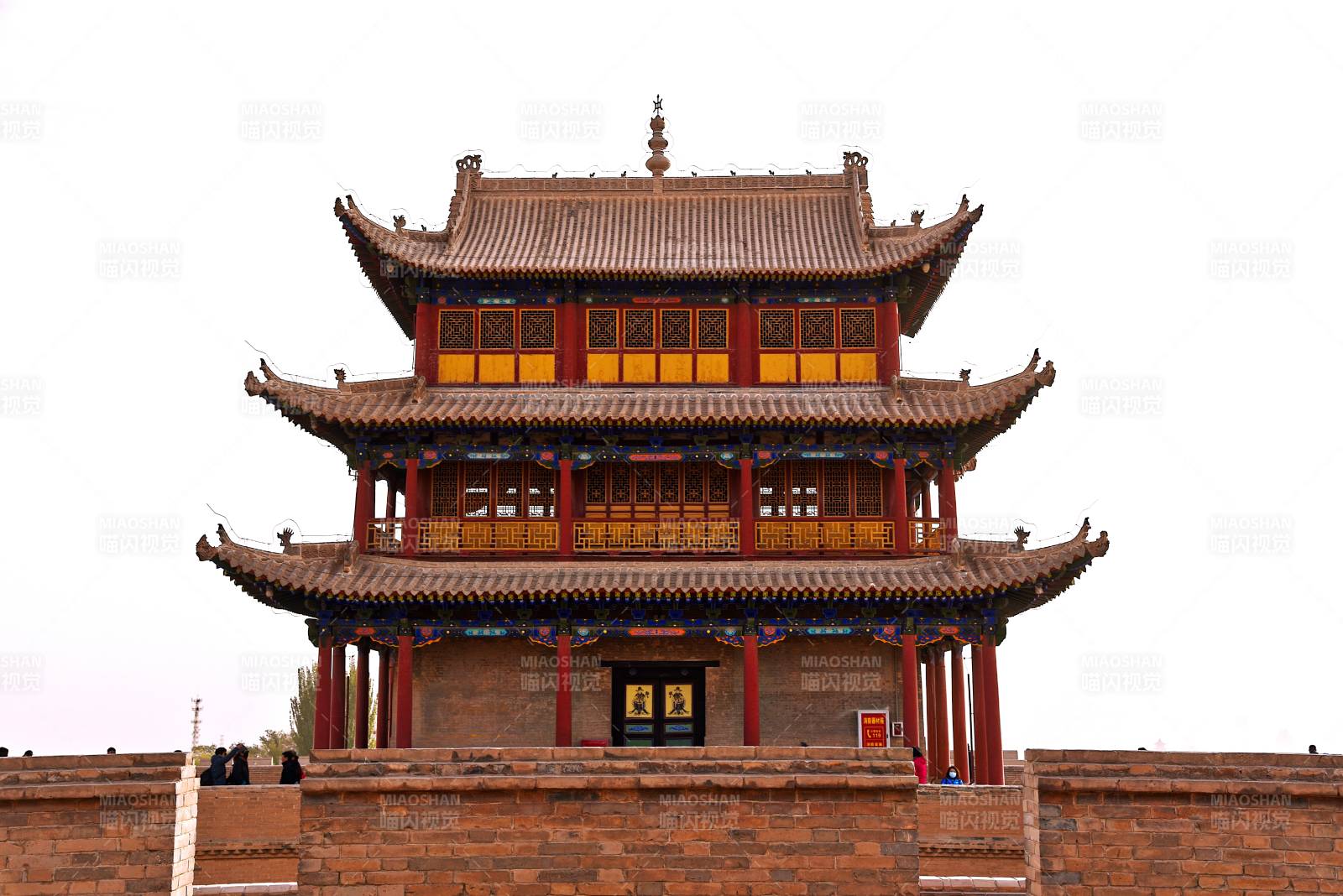 甘肃嘉峪关古城楼阁风光图片