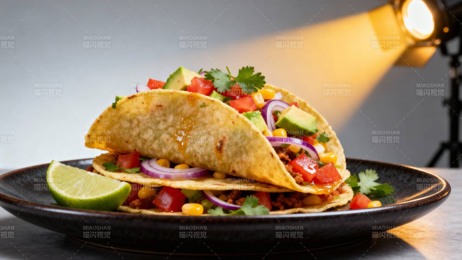 美味塔可配青柠图片