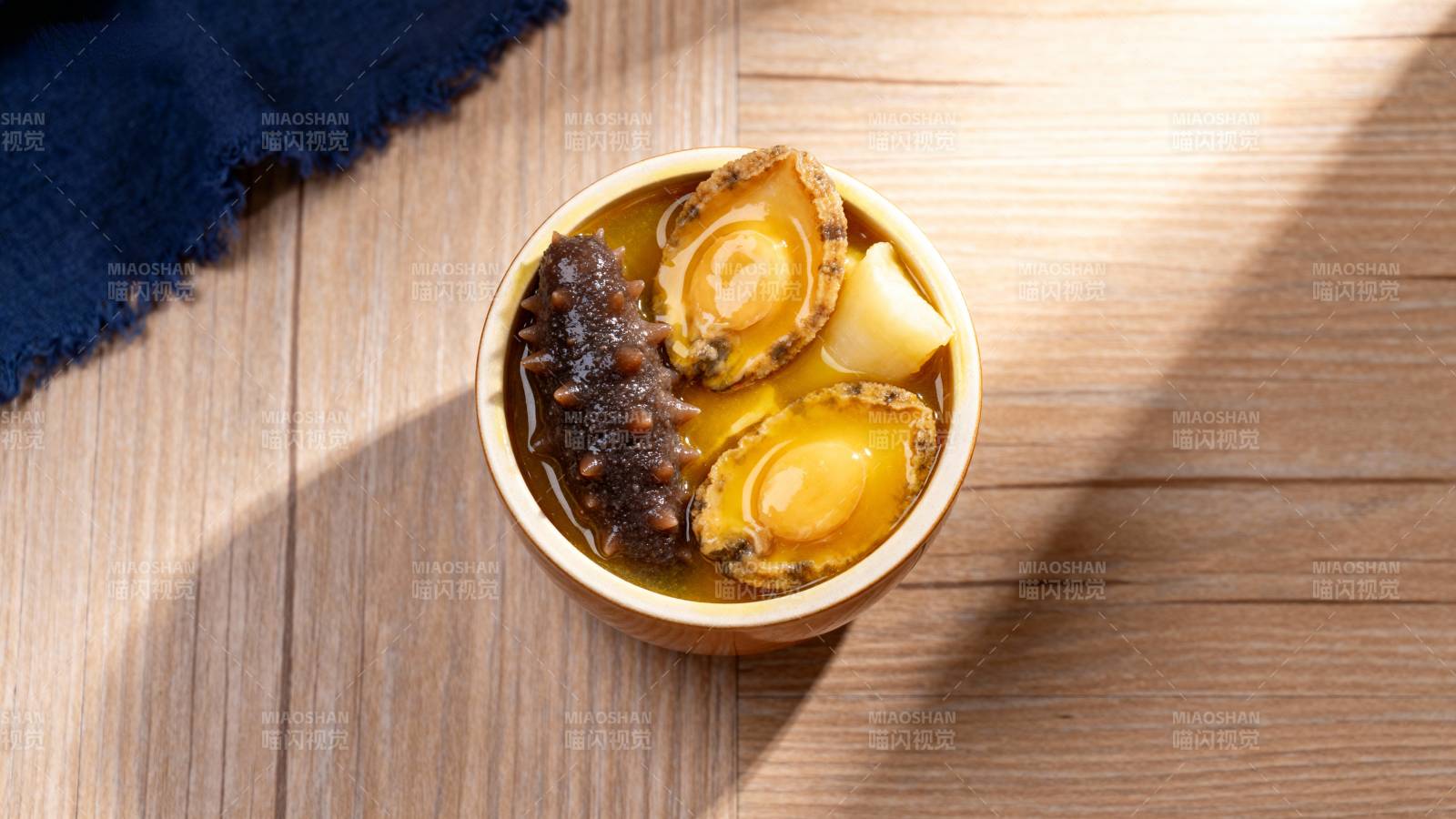 鲍鱼海参汤图片