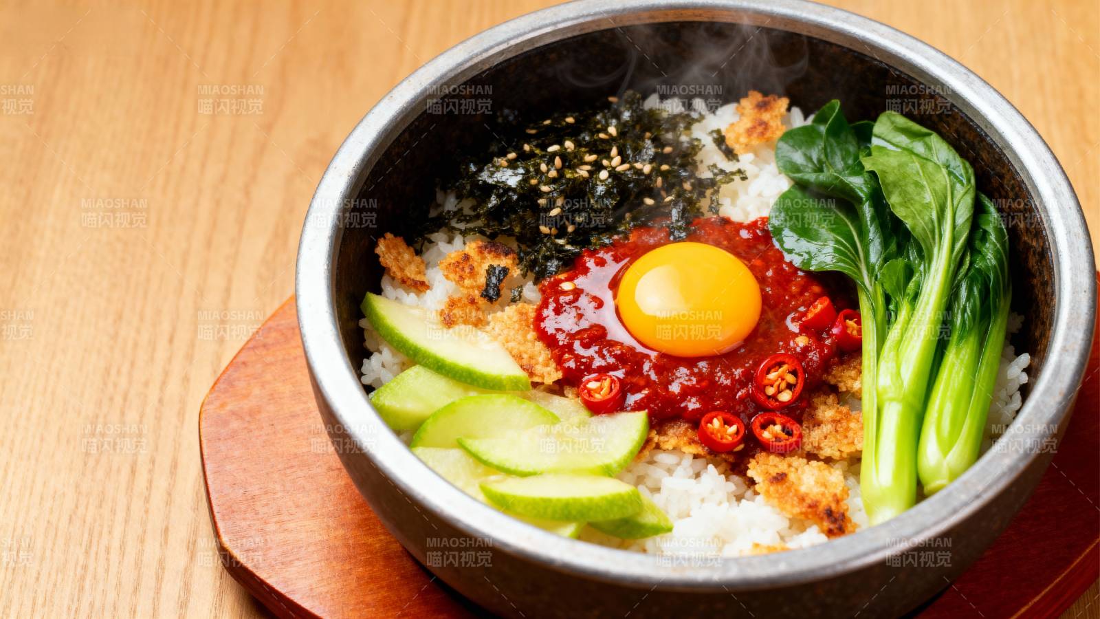 韩式石锅拌饭图片