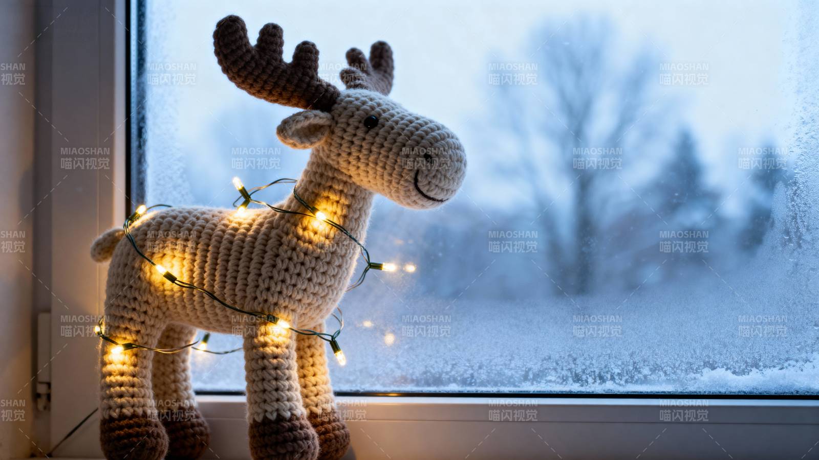 窗边毛线鹿灯饰图片