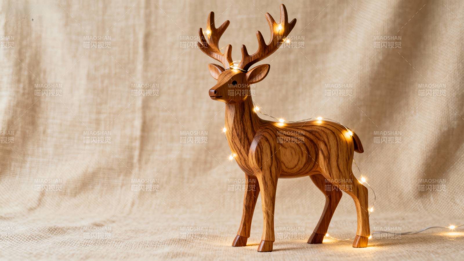 木雕鹿灯饰图片