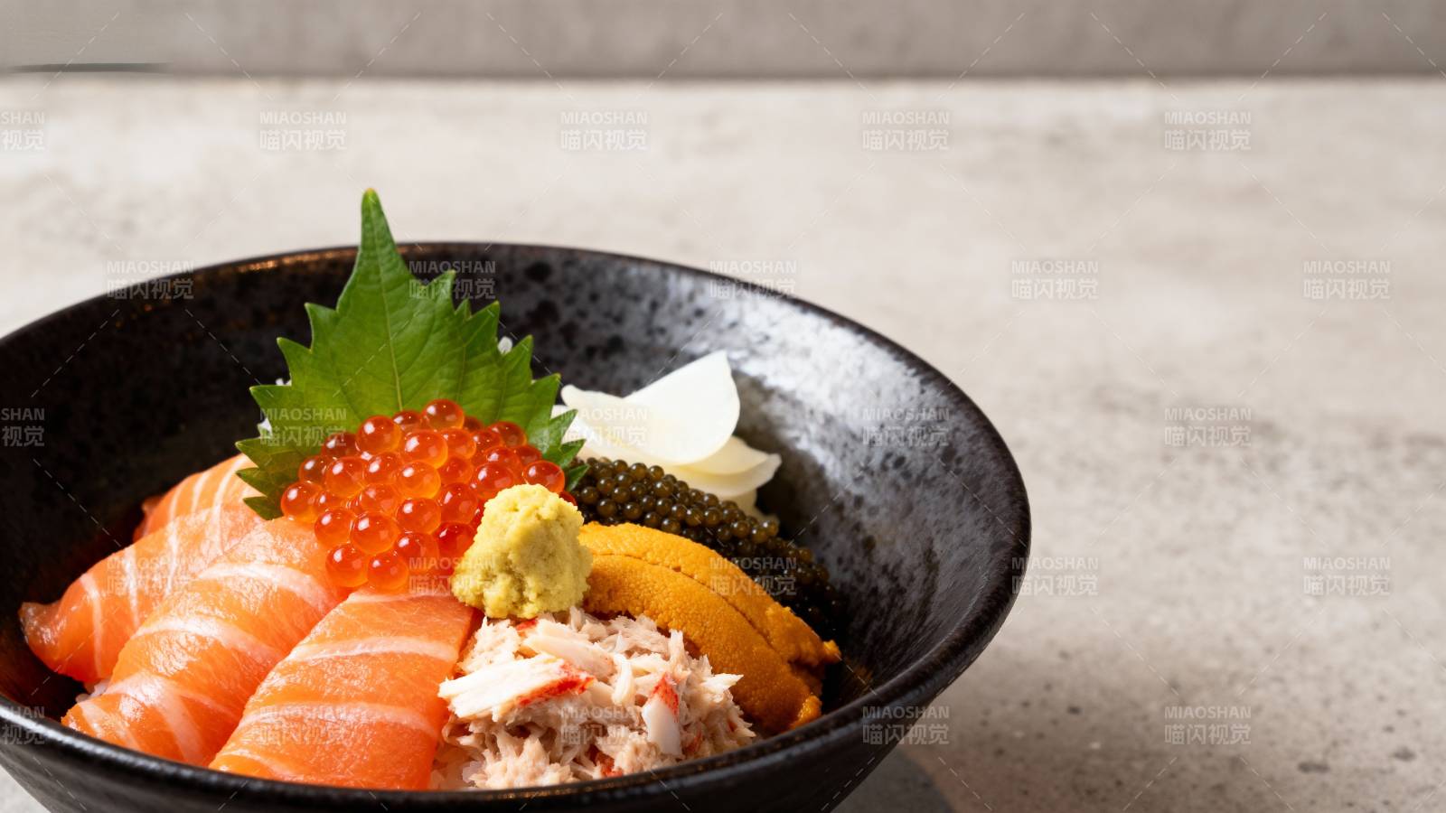 精致寿司拼盘图片