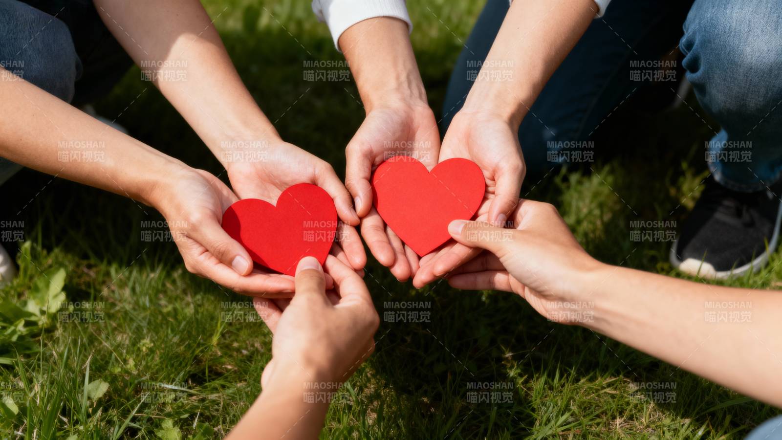 爱心传递温暖图片