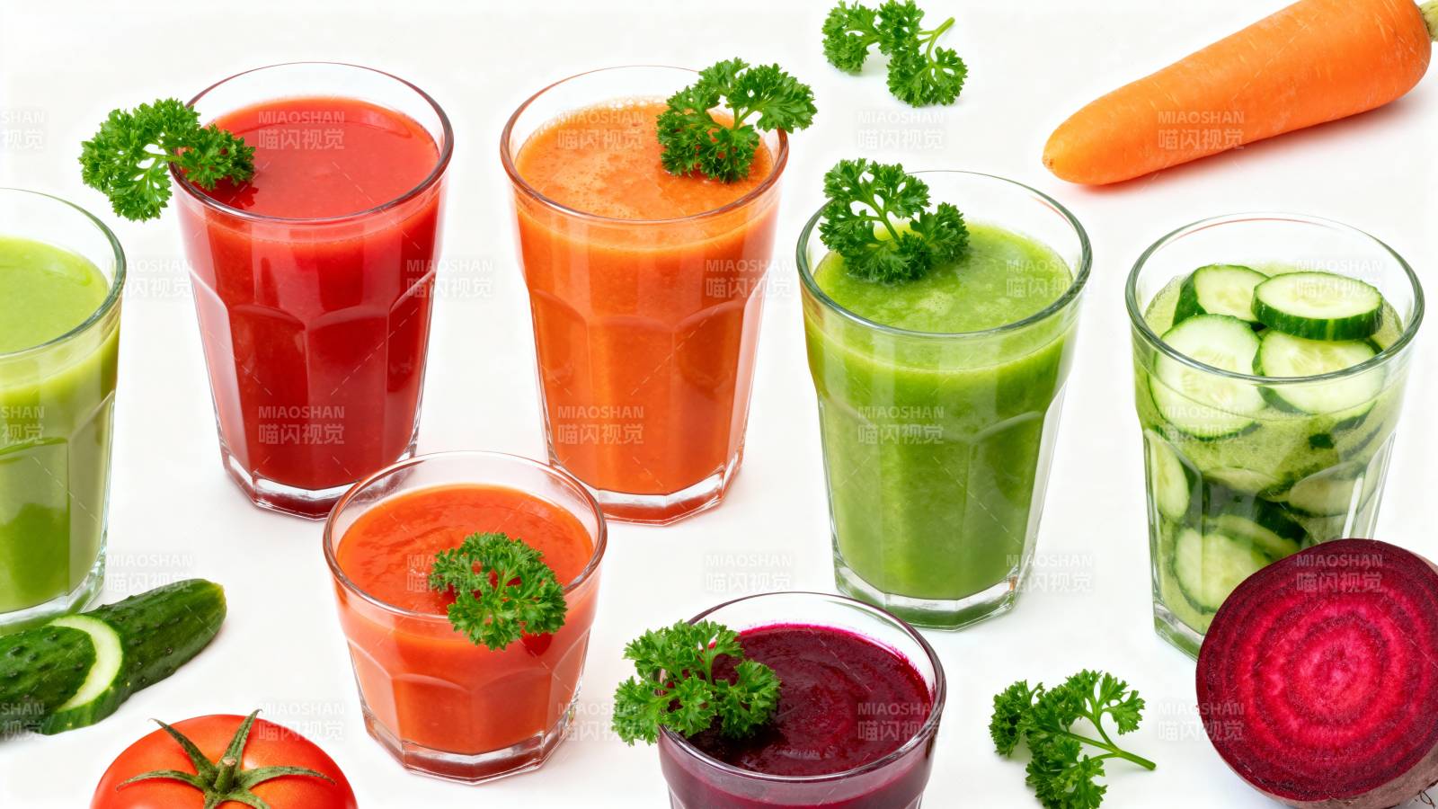 五彩果蔬汁图片