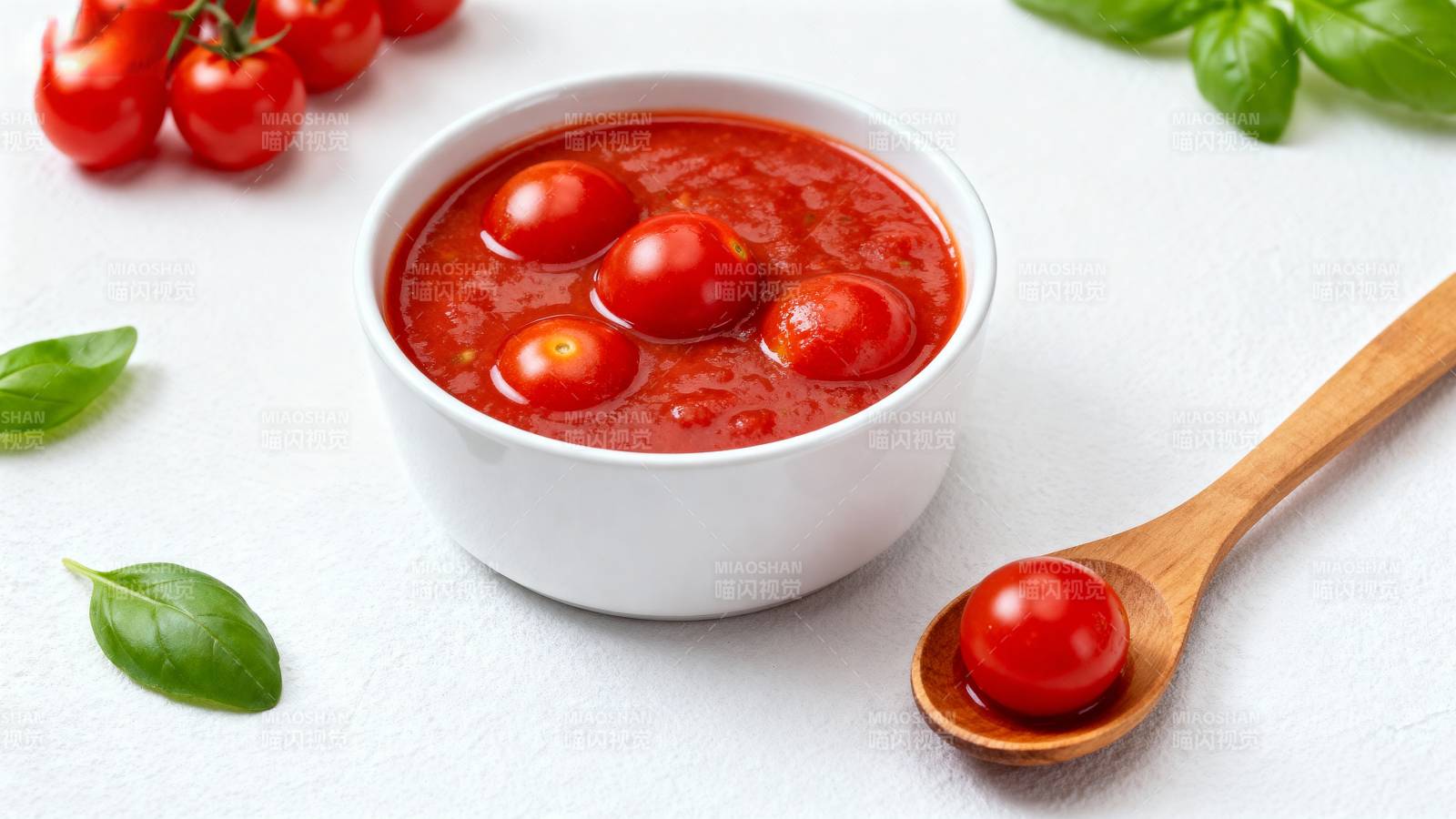 番茄汤配樱桃番茄图片