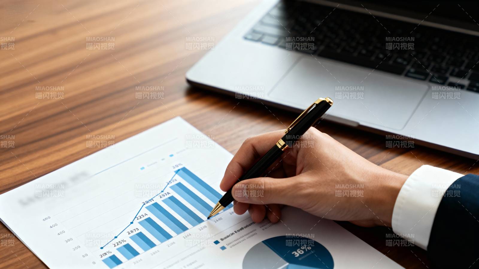 数据分析与决策图片