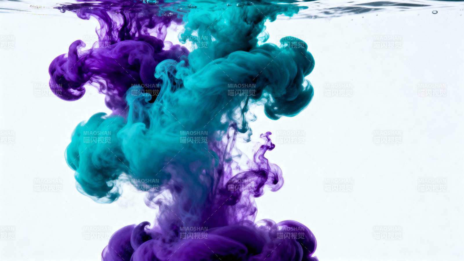 紫蓝墨水水中舞图片