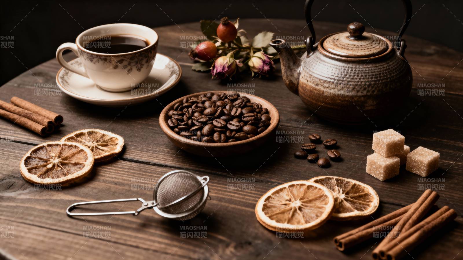 茶香四溢的静物图片