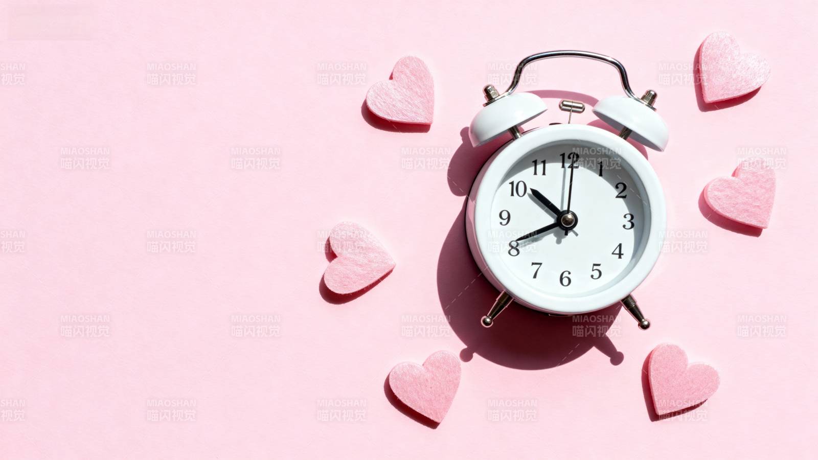 爱心时钟 浪漫时光图片