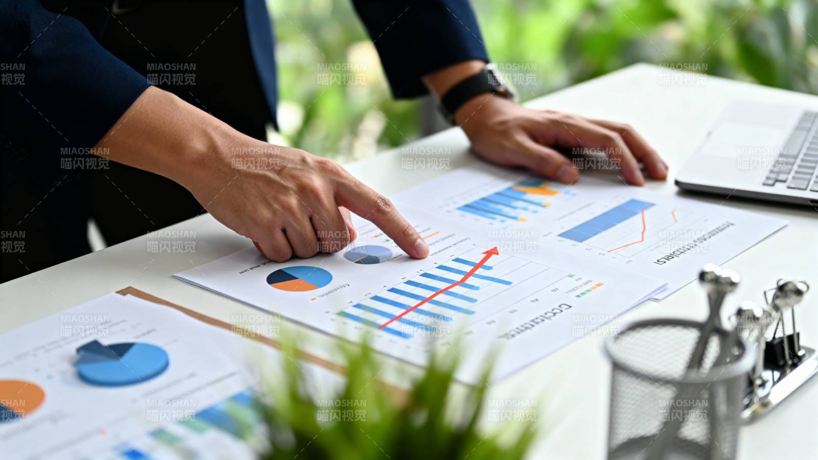 数据分析讨论中图片