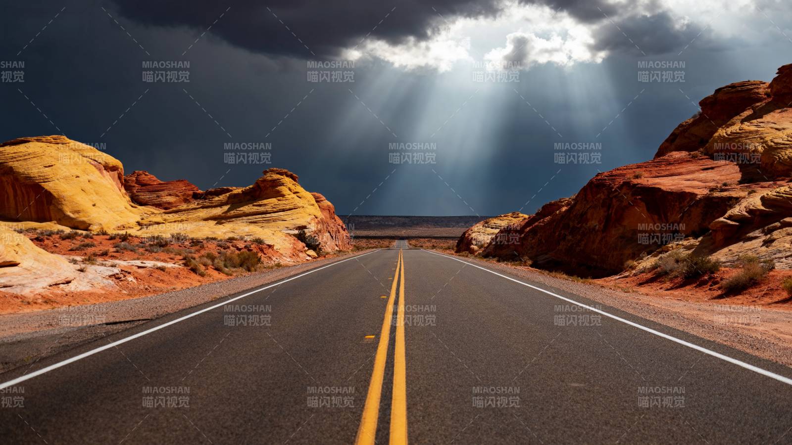 光束穿透乌云之路图片