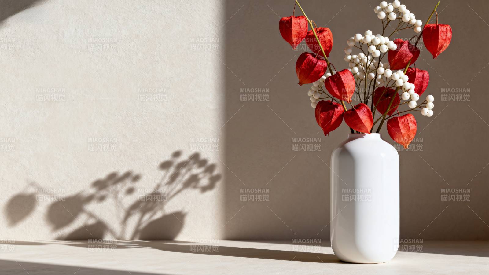 红叶白花静影图片