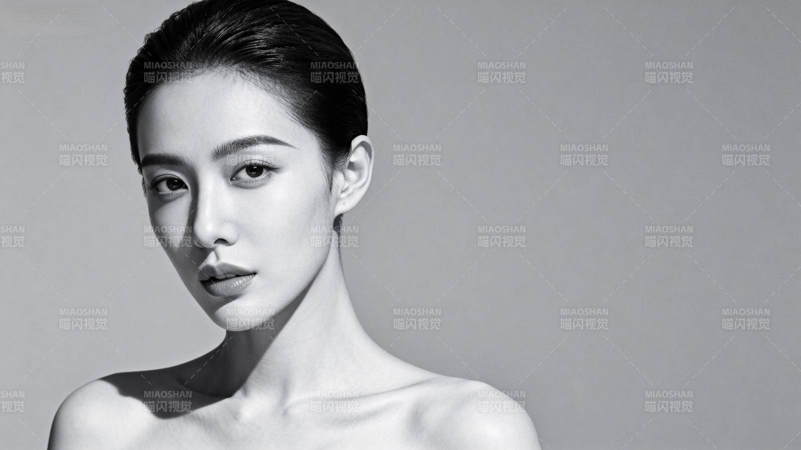 优雅女性肖像图片