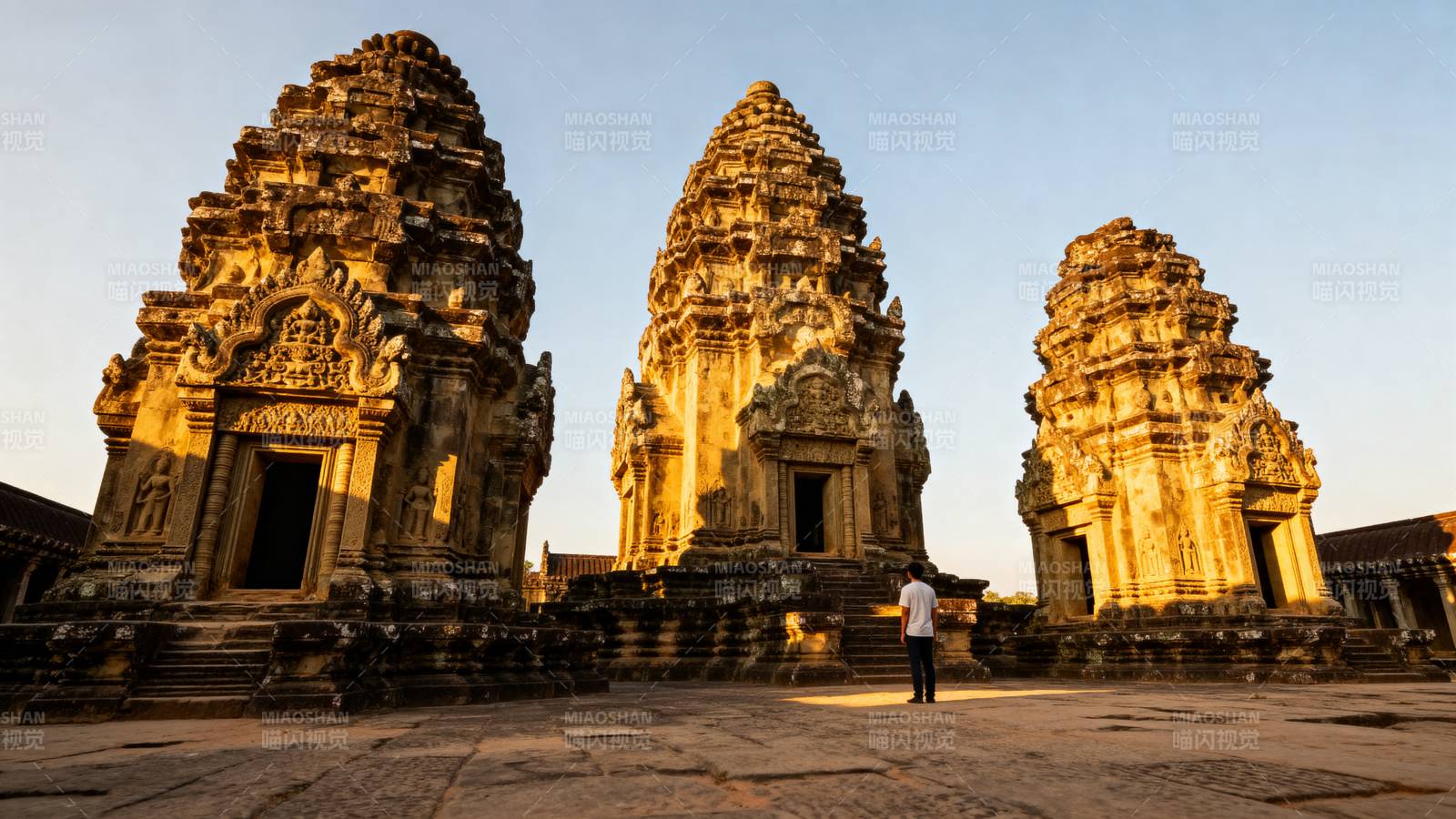 吴哥窟晨光图片