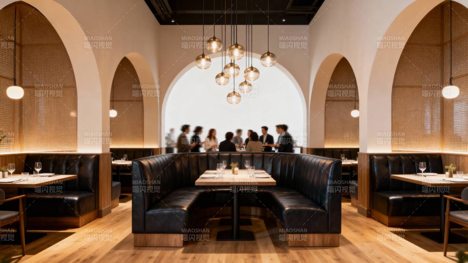 现代餐厅优雅用餐区图片