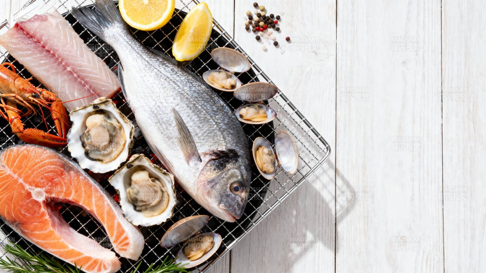 新鲜海鲜拼盘图片