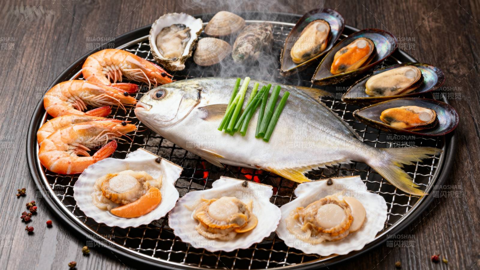 海鲜烧烤盛宴图片