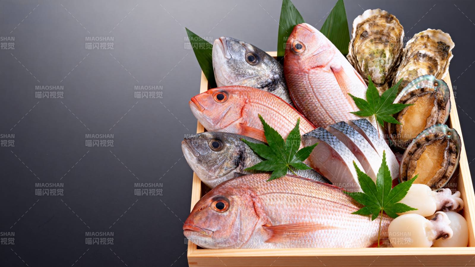 新鲜海鲜拼盘图片