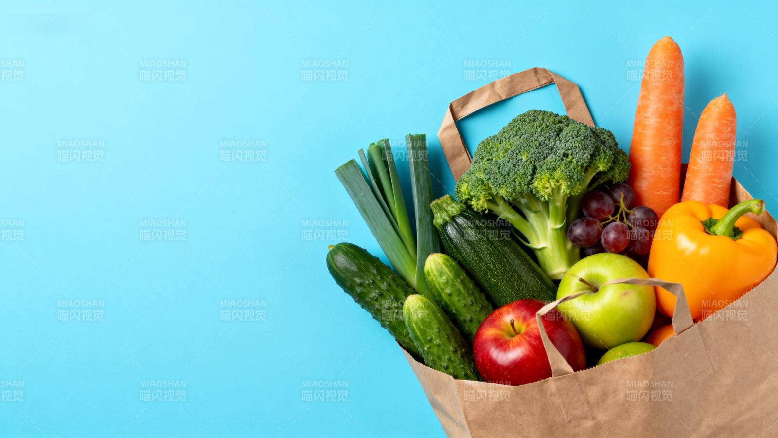 新鲜蔬果满袋装图片