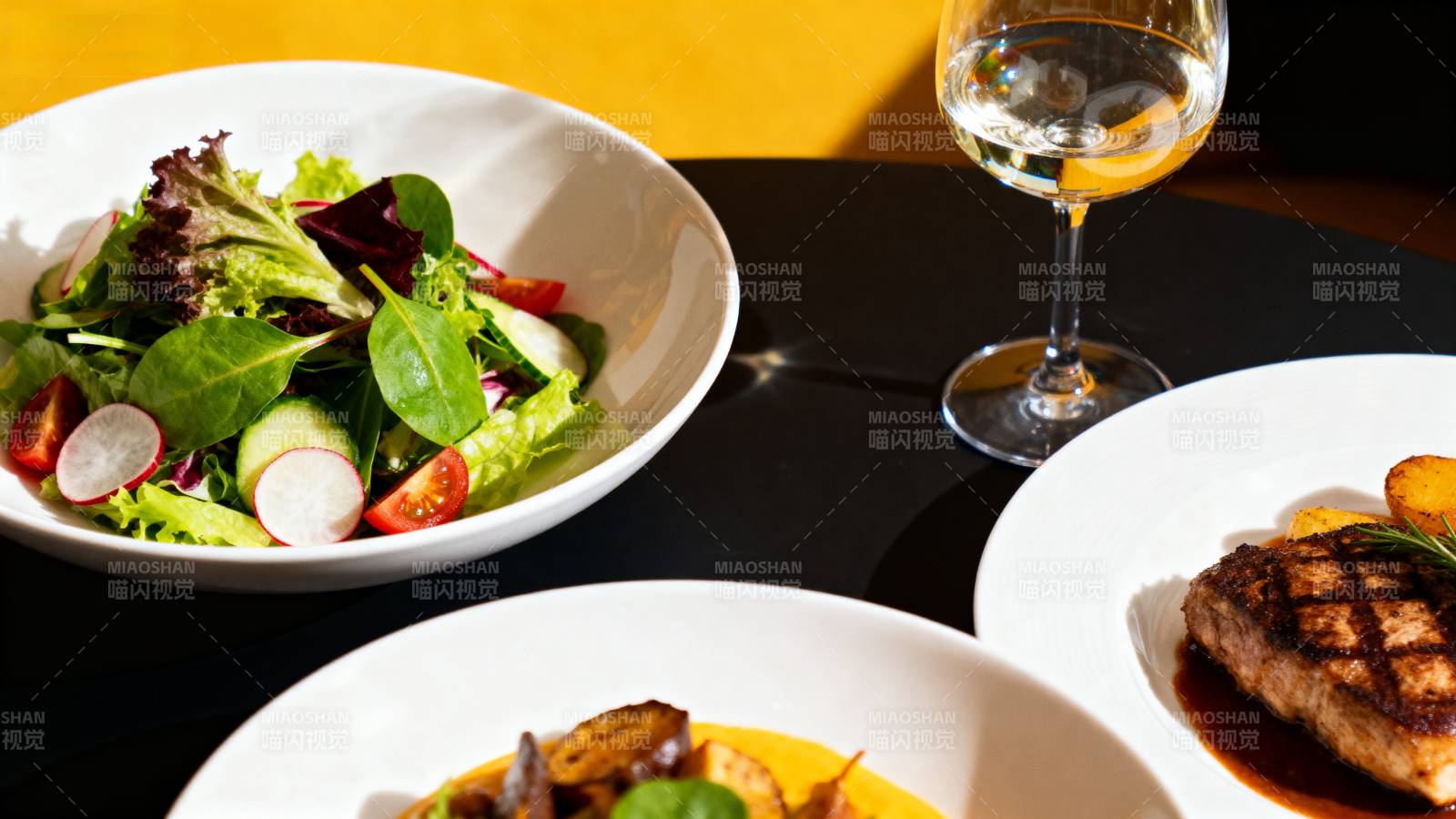 美食盛宴 尽享美味图片