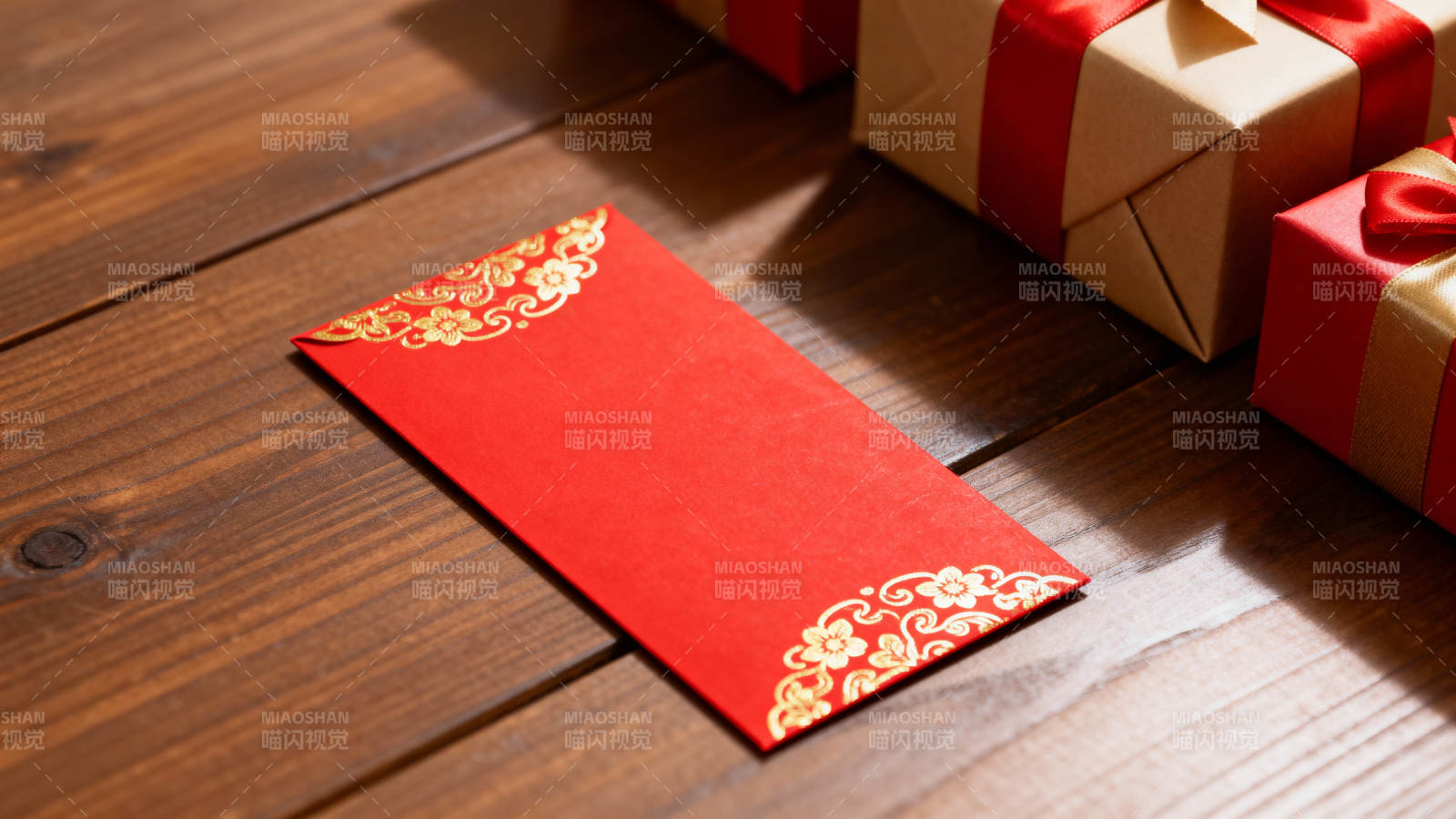 红包与礼物盒图片