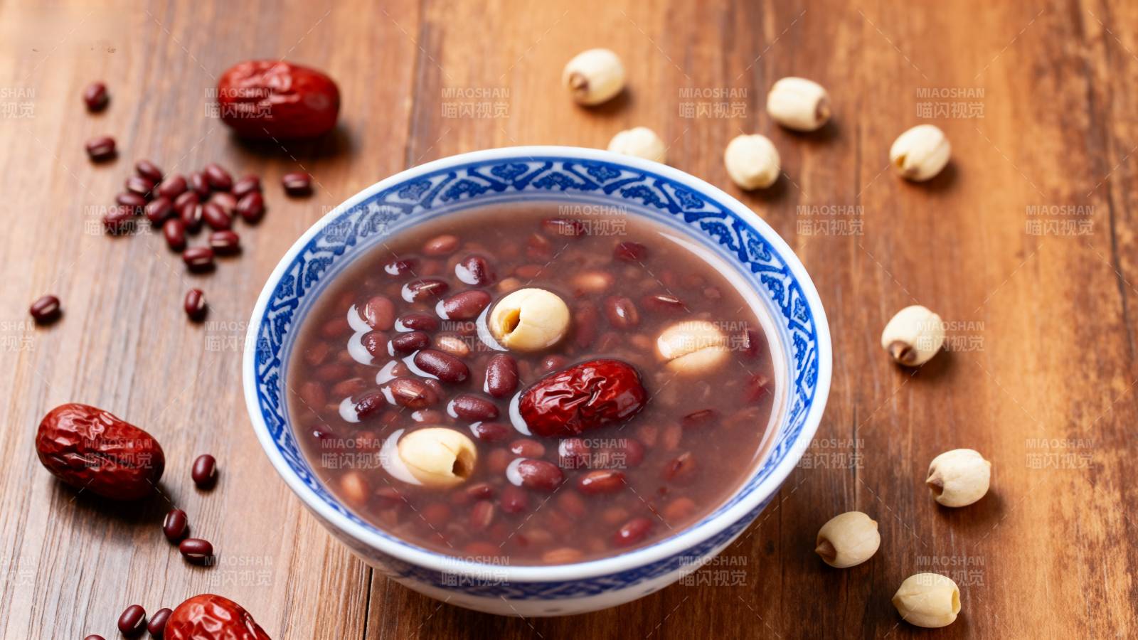 红豆莲子汤图片