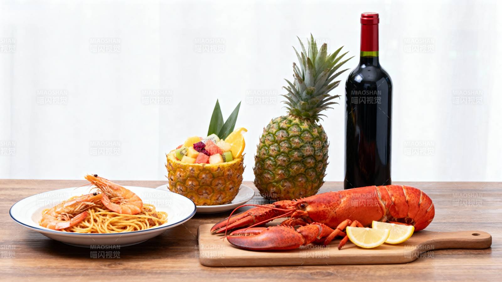 海鲜盛宴配红酒图片