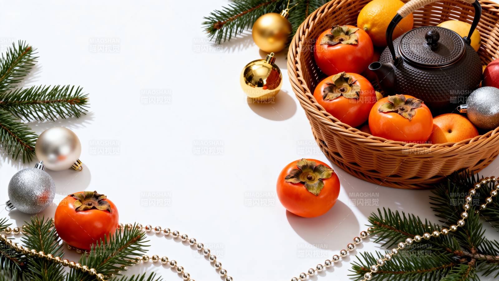 圣诞果实与装饰图片