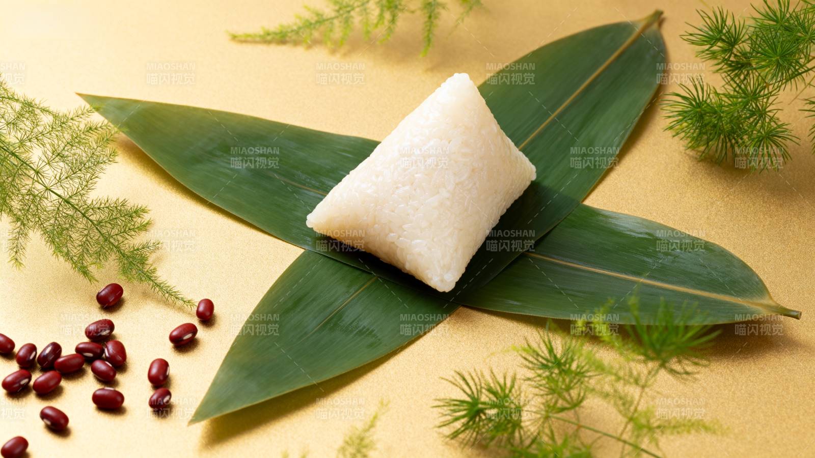 端午粽叶与红豆图片