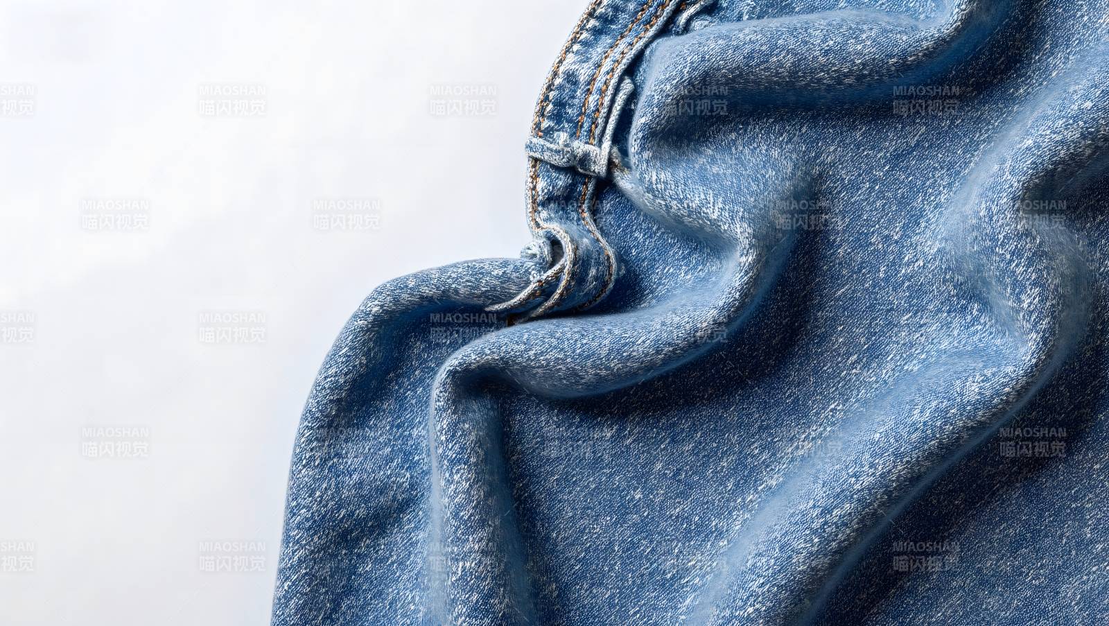 蓝色牛仔布纹理特写图片