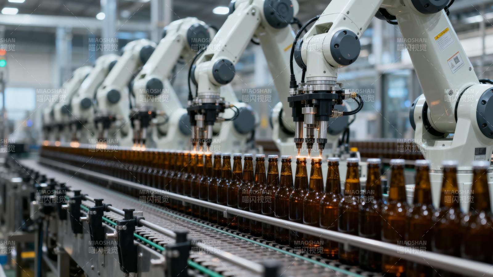 智能生产线灌装瓶图片