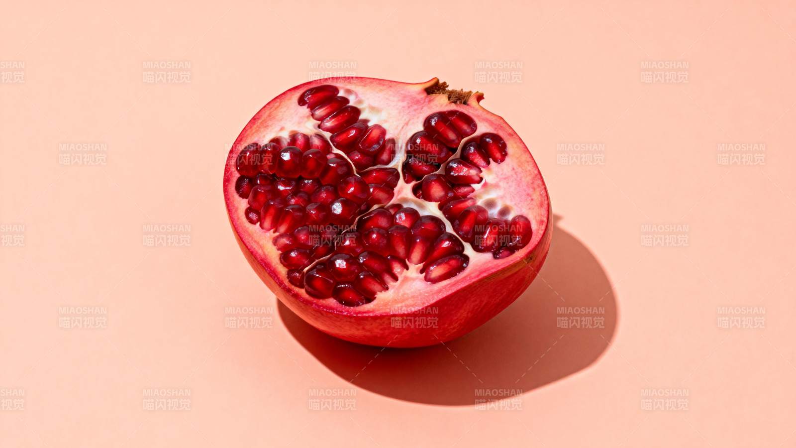 石榴切面特写图片