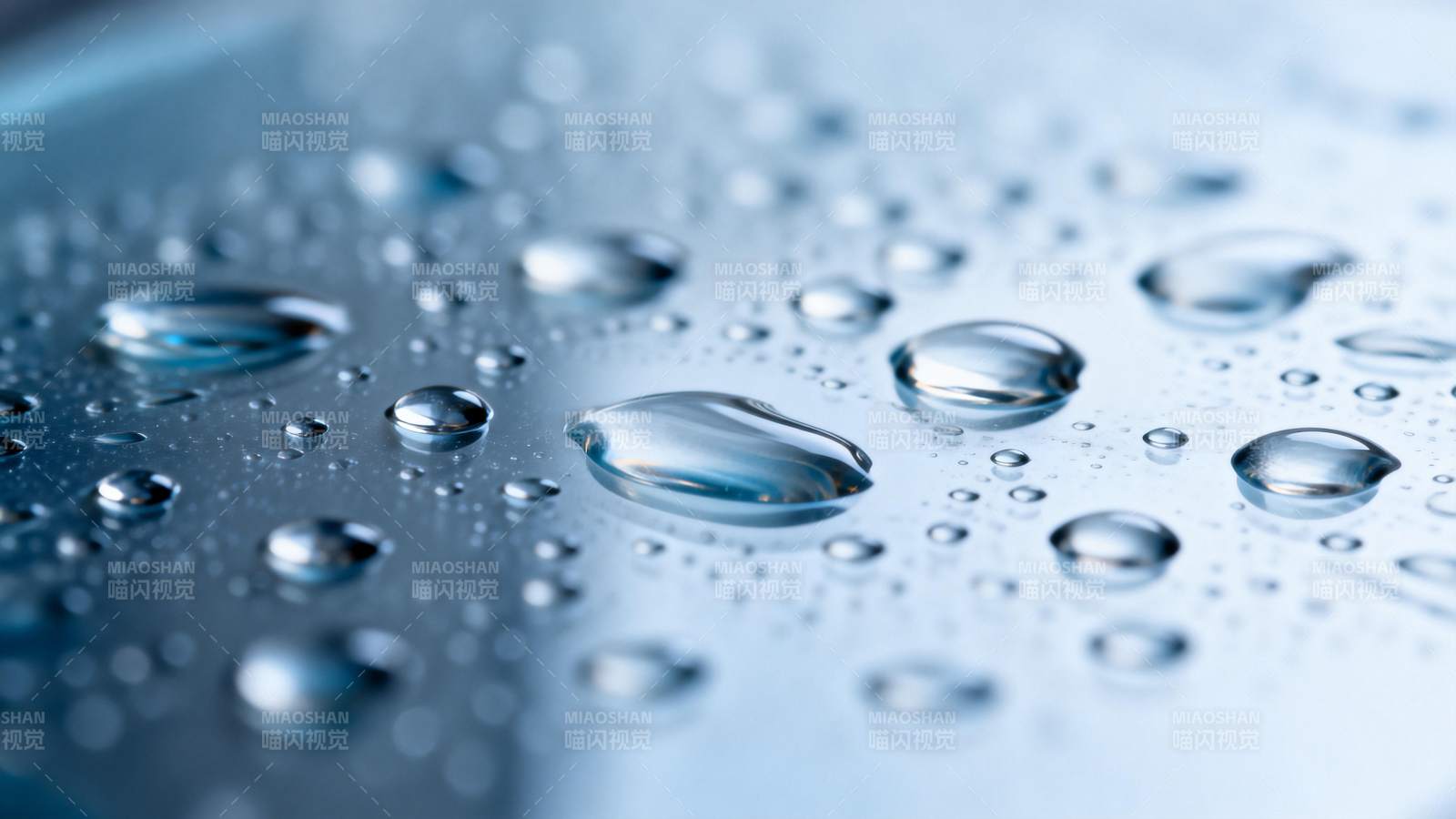 水珠晶莹剔透图片