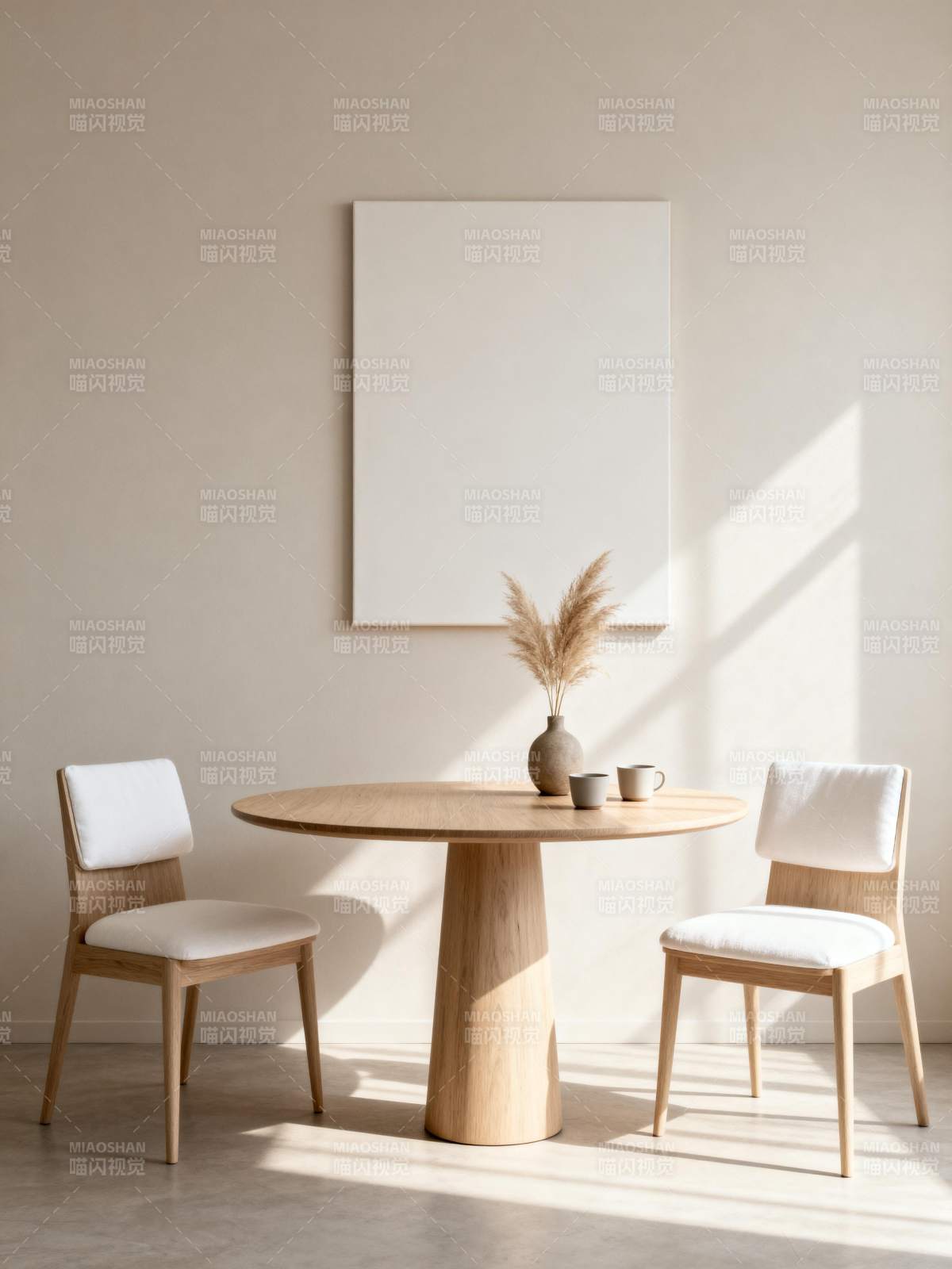 简约餐桌椅布置图片