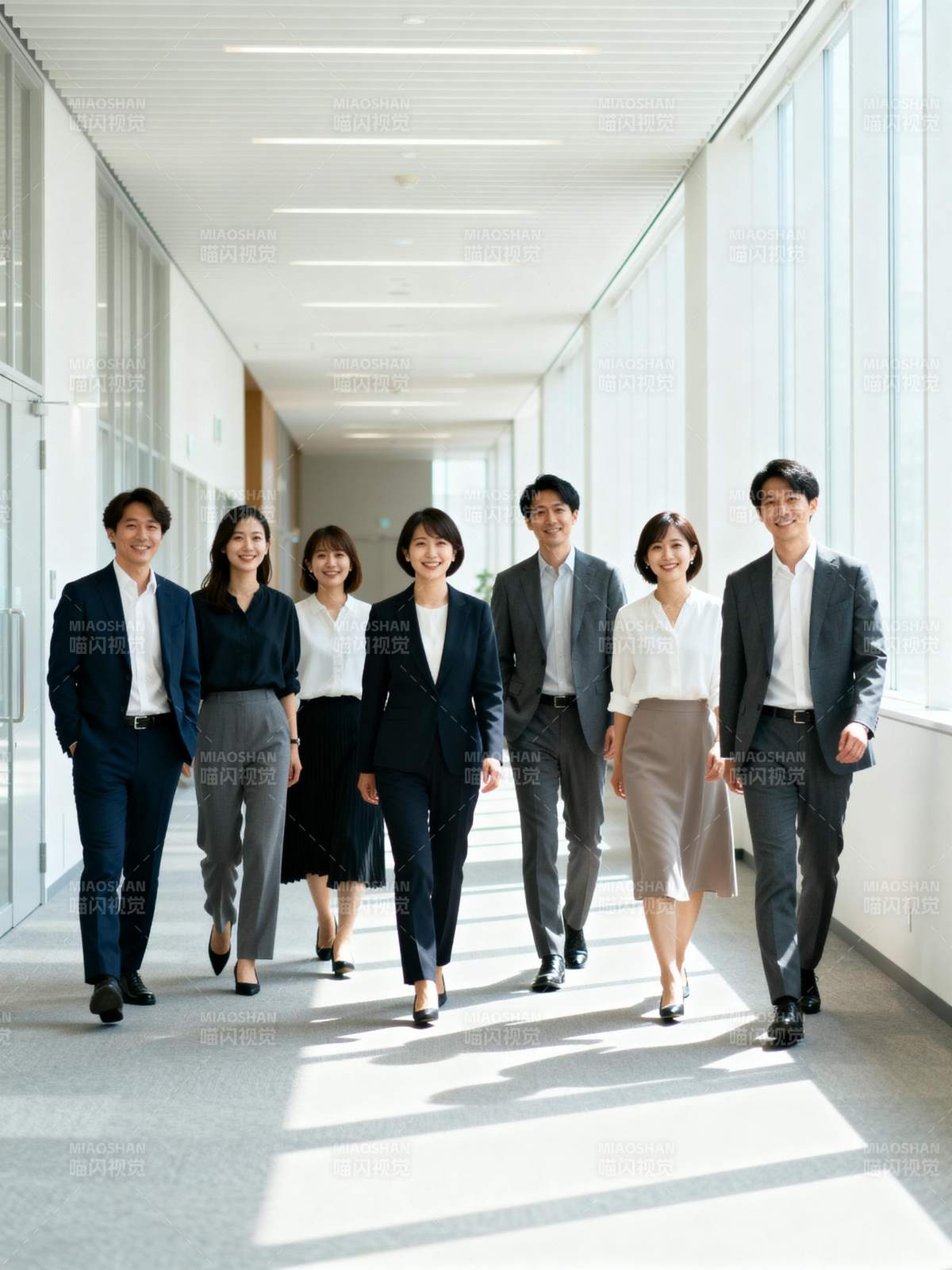 职场团队前行图片