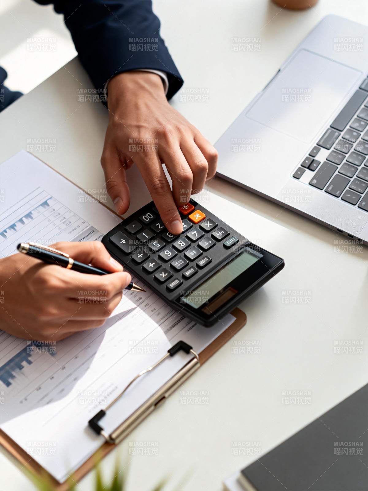 财务计算中图片