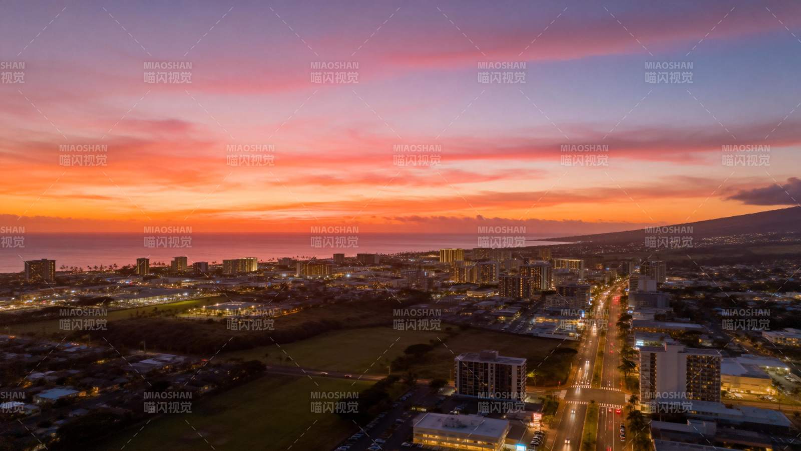 城市黄昏美景图片