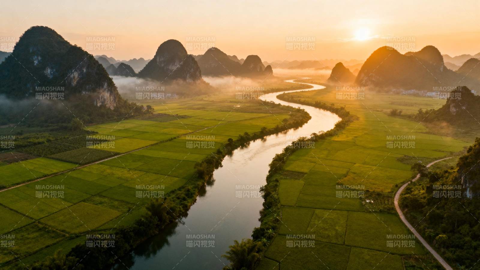 晨曦山水田园图片