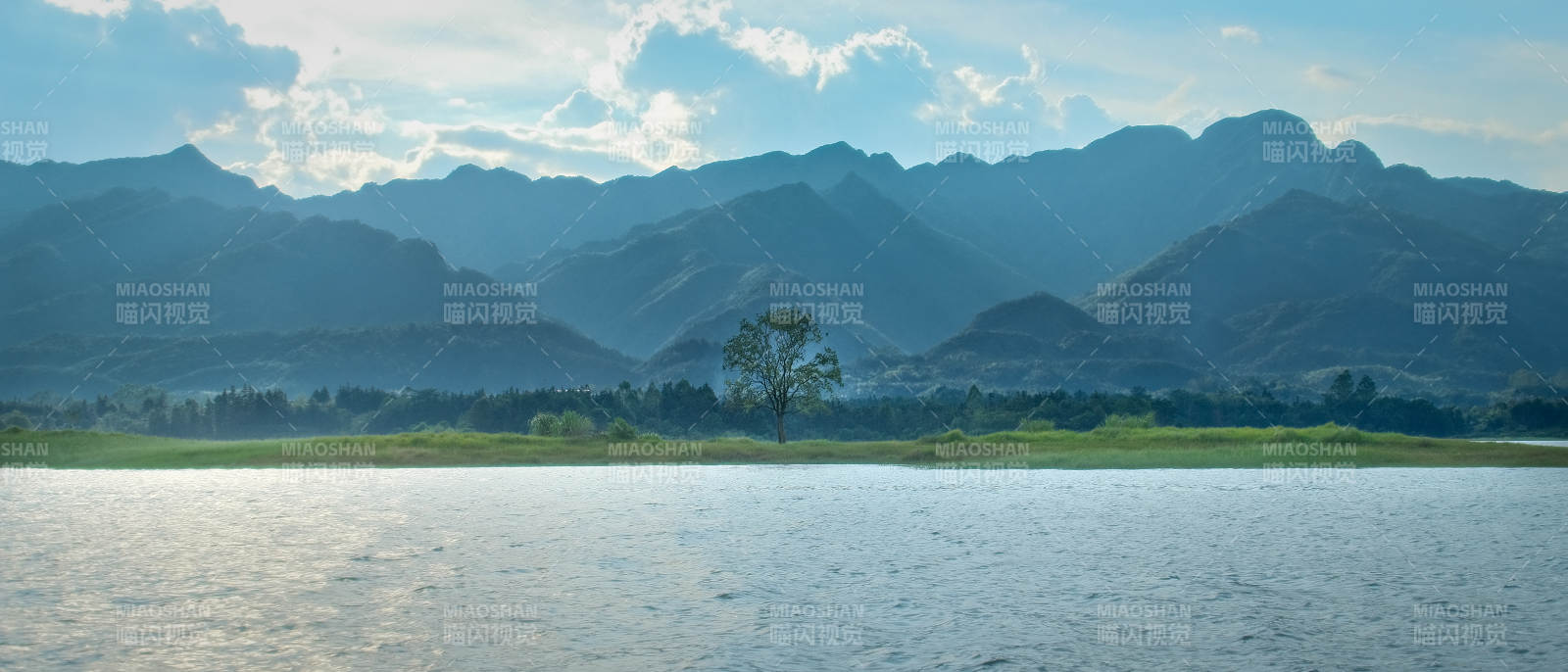 湖光山色静谧美图片