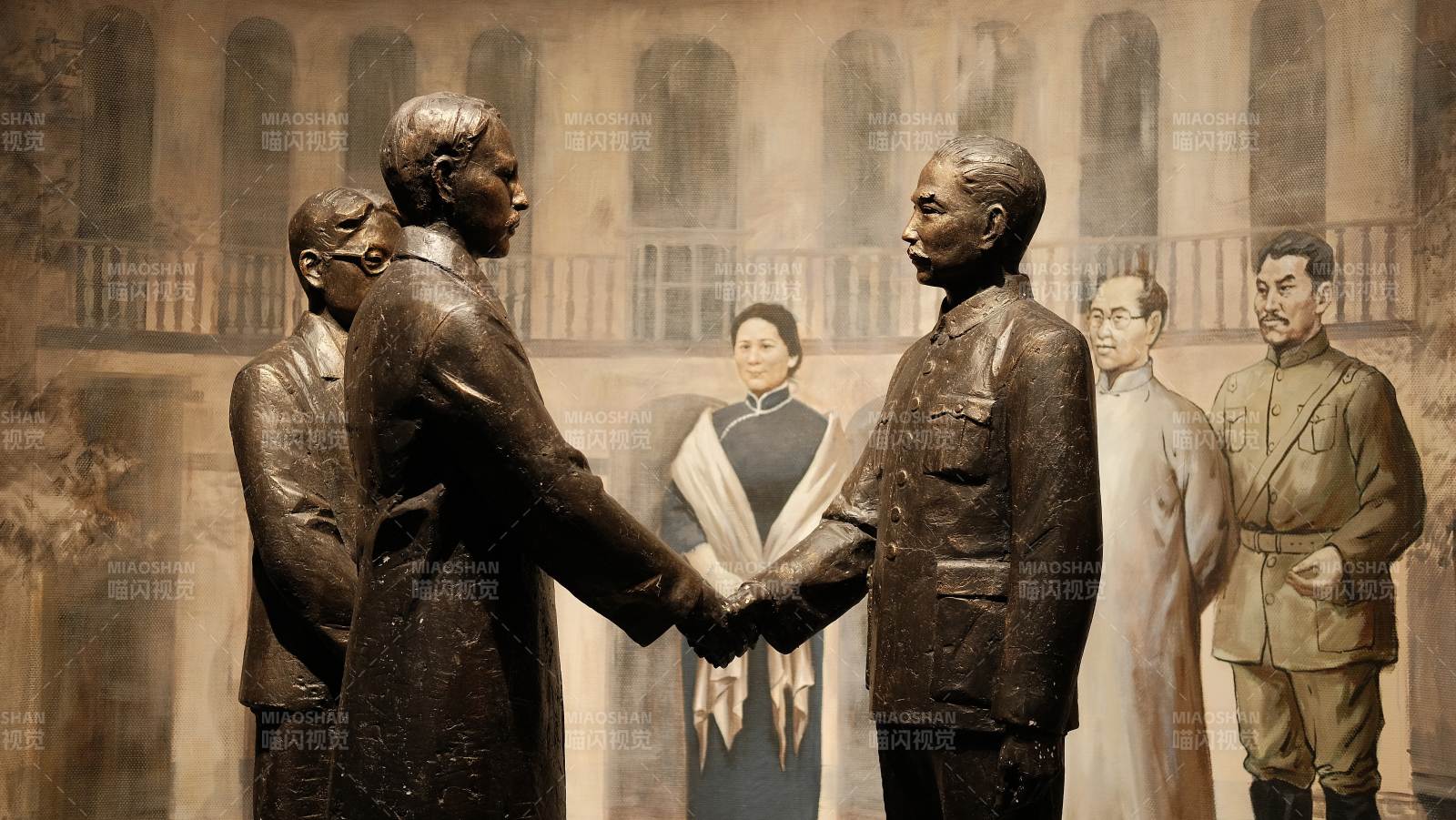 历史握手瞬间图片