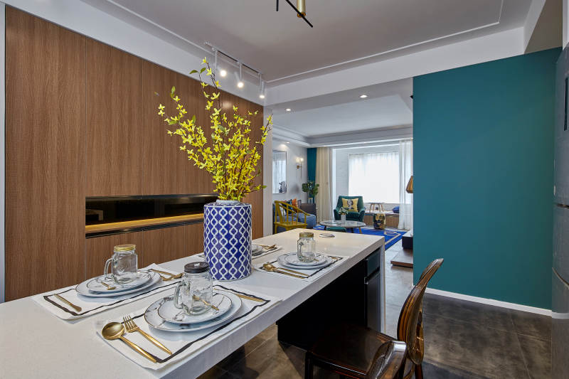 现代简约餐厅设计图片