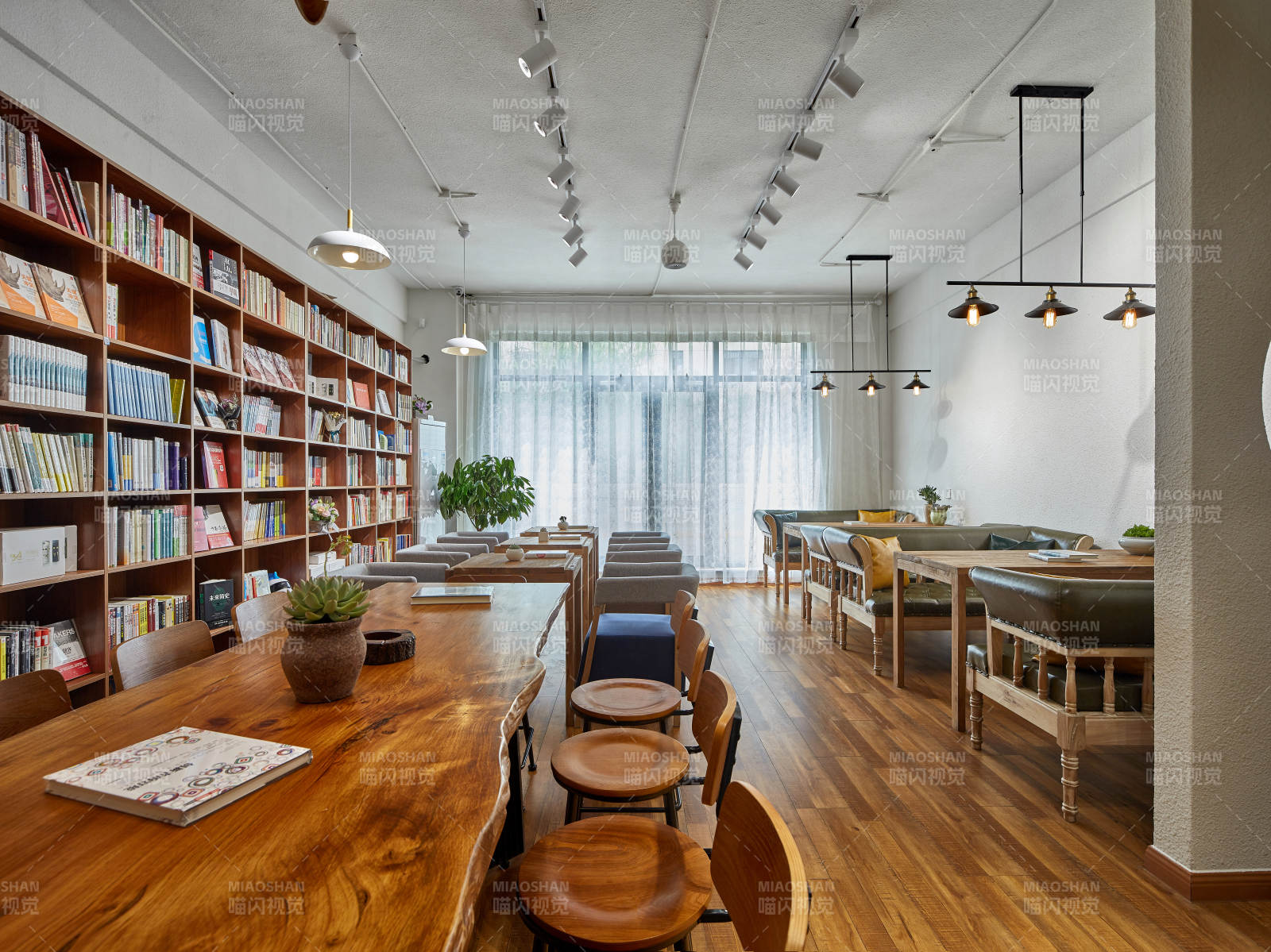 现代书房阅读空间图片