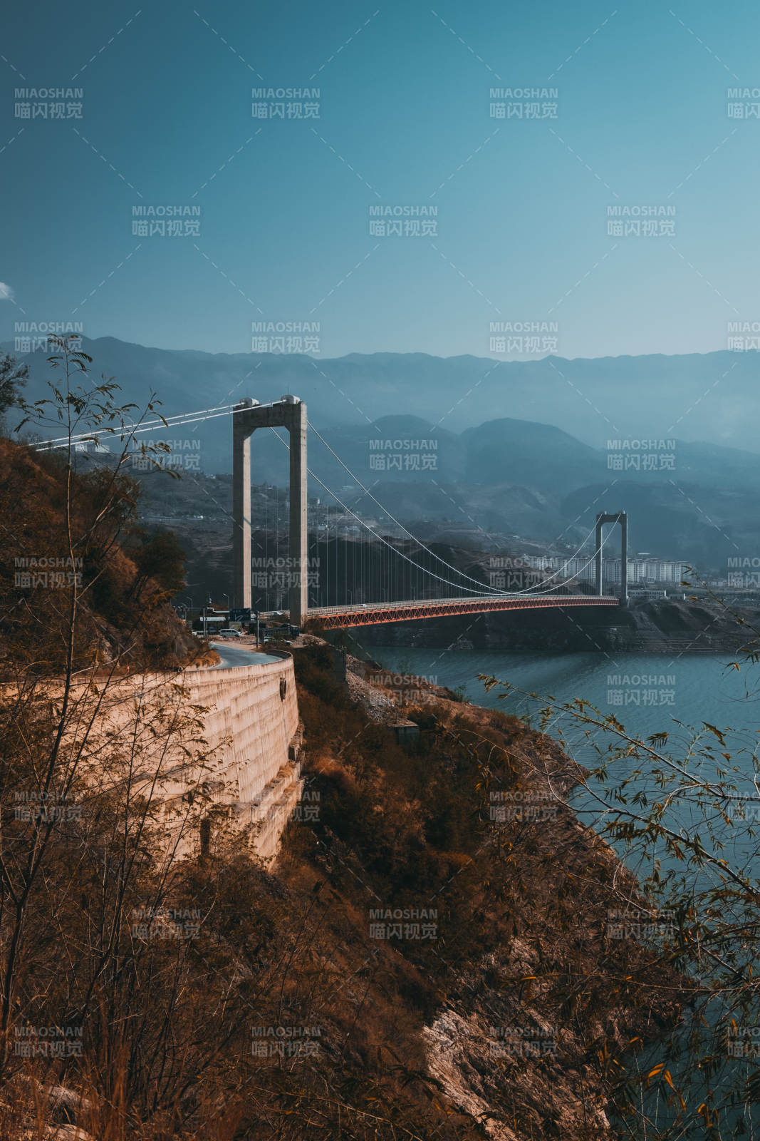 白鹤滩金沙江大桥图片